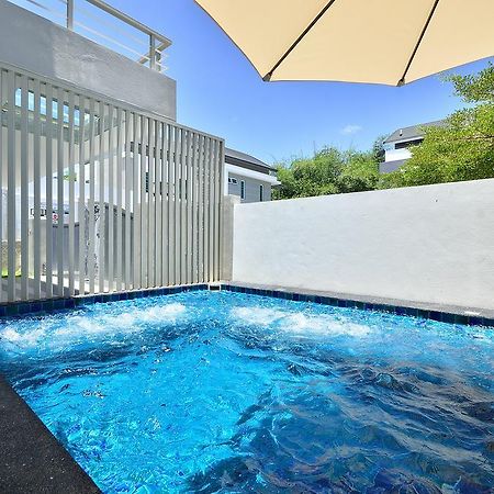 Plumeria Luxury Service Villa ジョージタウン エクステリア 写真