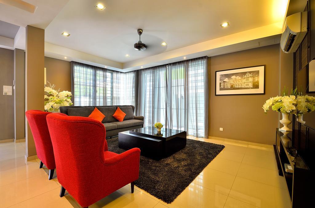 Plumeria Luxury Service Villa ジョージタウン エクステリア 写真